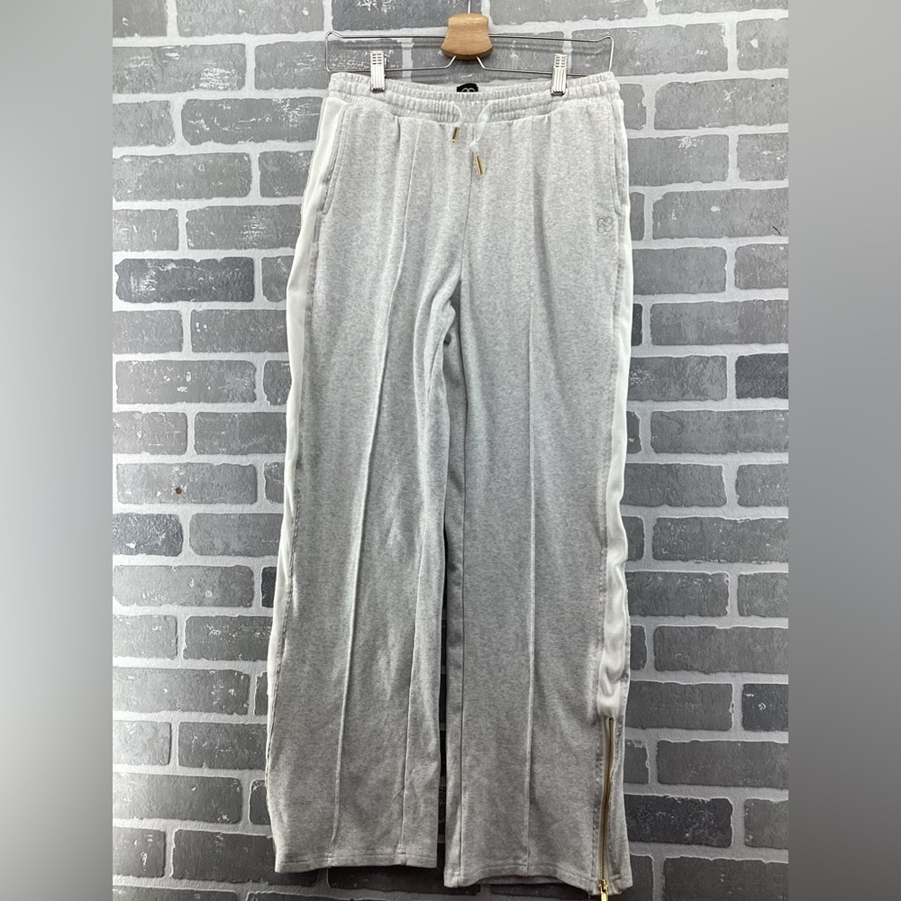 CARE TUCKER Jordan Interlock Cotton Stretch Ice Gray Pants Size Large